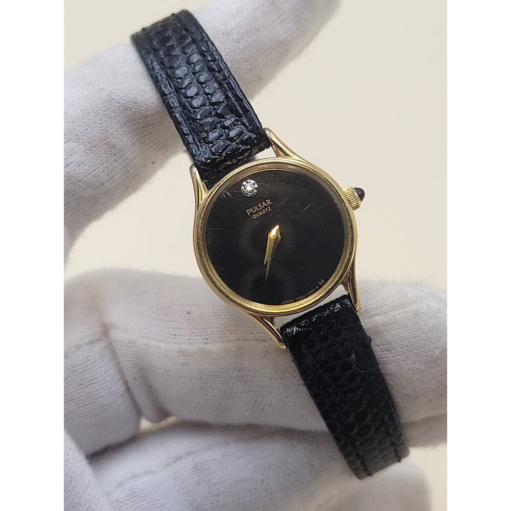 Pulsar Quarzt Women's Watch Y150-0150 Gold Tone Black Dial Diamond Accent Vtg